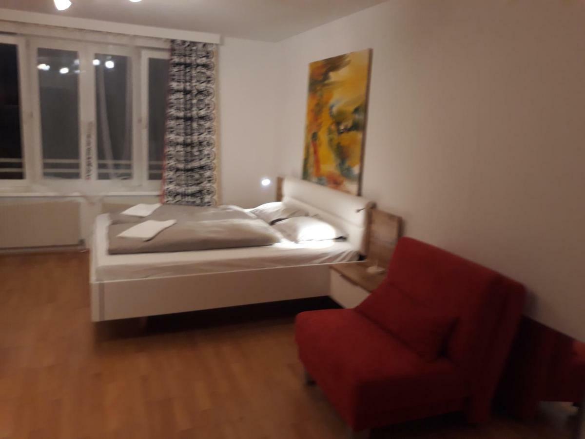Apartament Cute Metro U4